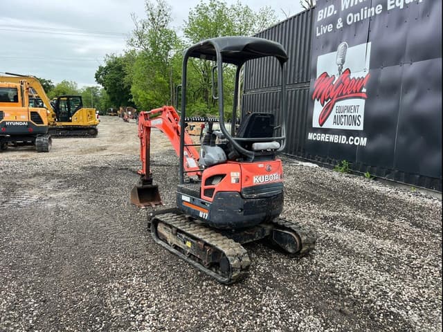Image of Kubota U17 equipment image 3