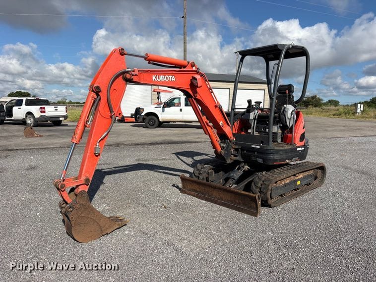 2020 Kubota U25 Equipment Image0