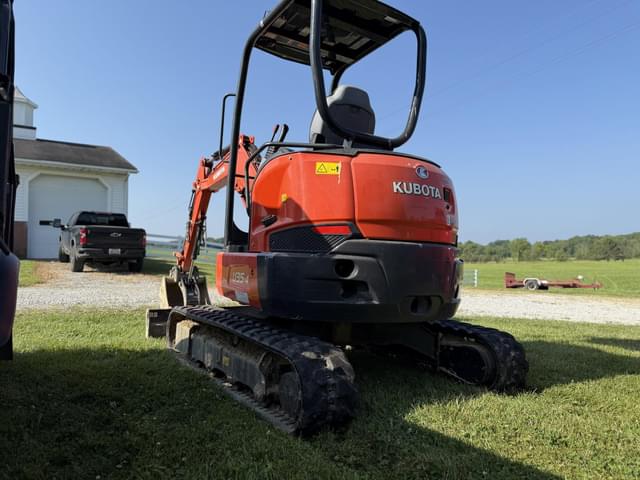 Image of Kubota U35-4 equipment image 3