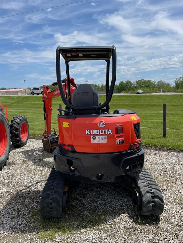 Image of Kubota U35-4 equipment image 2