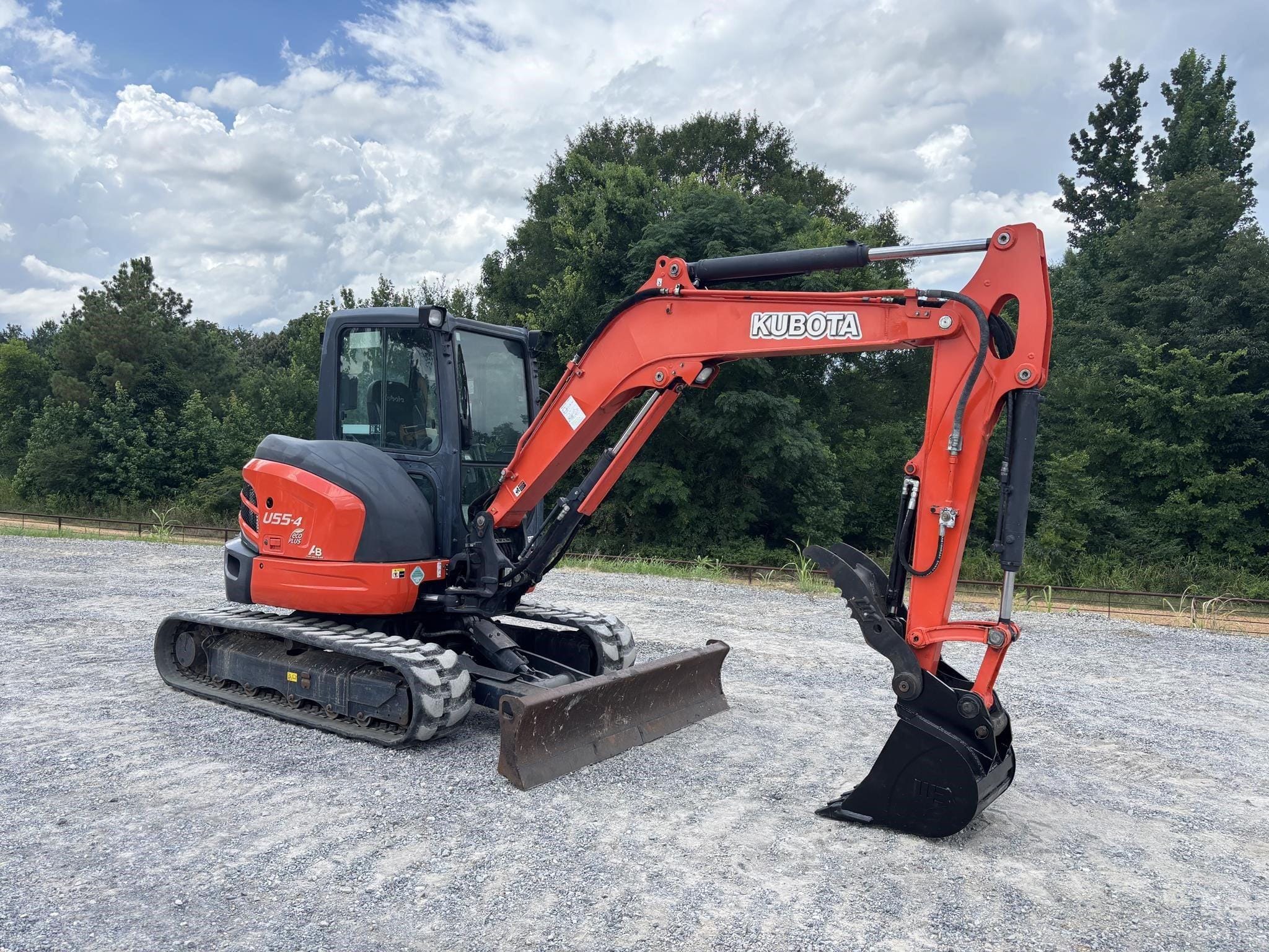 2020 Kubota U55-4 Equipment Image0