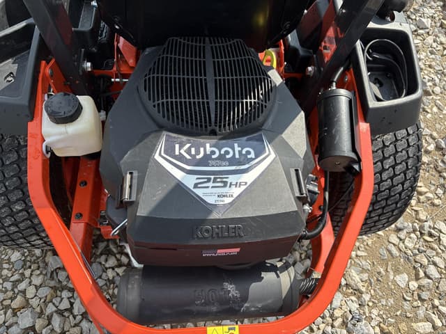 Image of Kubota Z251 equipment image 3