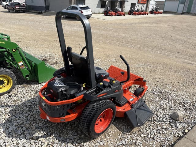 Image of Kubota Z251KH-54 equipment image 4