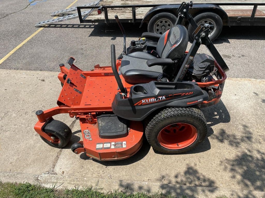 Image of Kubota Z421 Primary image