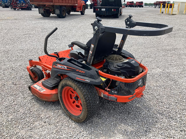 Image of Kubota Z421 equipment image 4