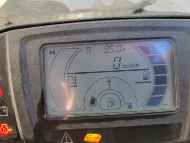 Image of Kubota Z781i equipment image 4