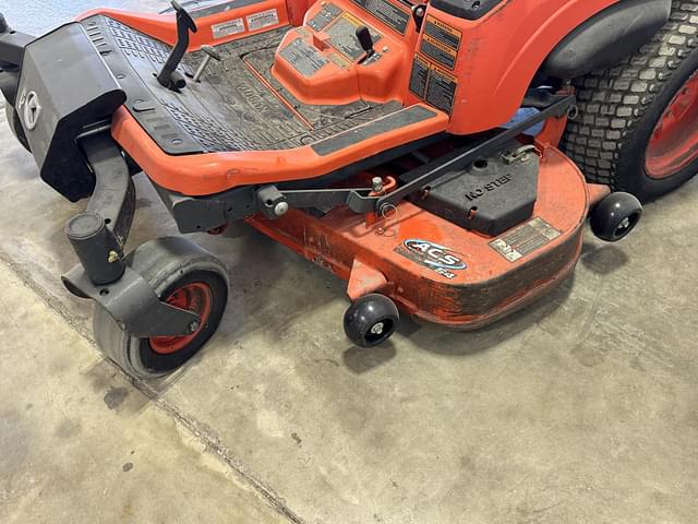 Image of Kubota ZD1011 equipment image 4