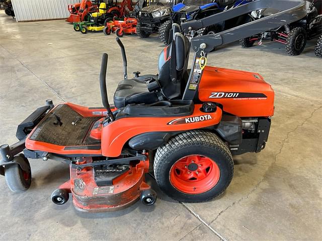 Image of Kubota ZD1011 equipment image 4