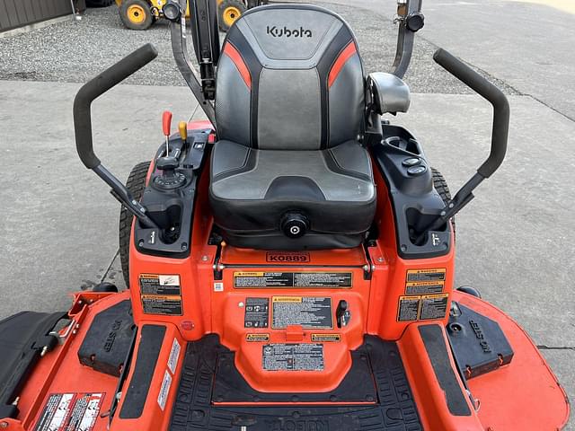 Image of Kubota ZD1021 equipment image 3