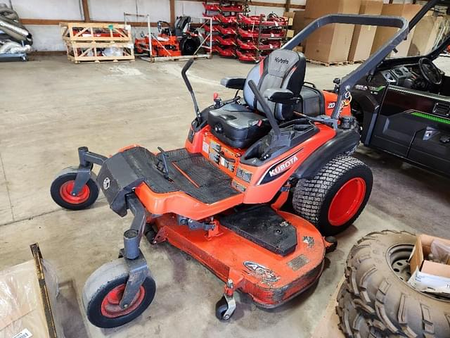 Image of Kubota ZD1211 equipment image 2