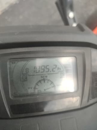 Image of Kubota ZD1211 equipment image 4