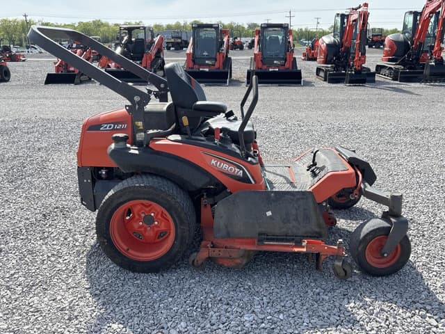 Image of Kubota ZD1211L equipment image 1