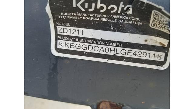 Image of Kubota ZD1211 equipment image 1