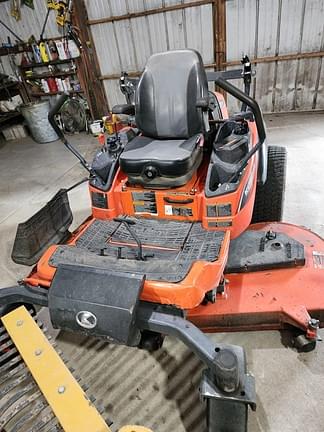 Image of Kubota ZD1211 equipment image 2