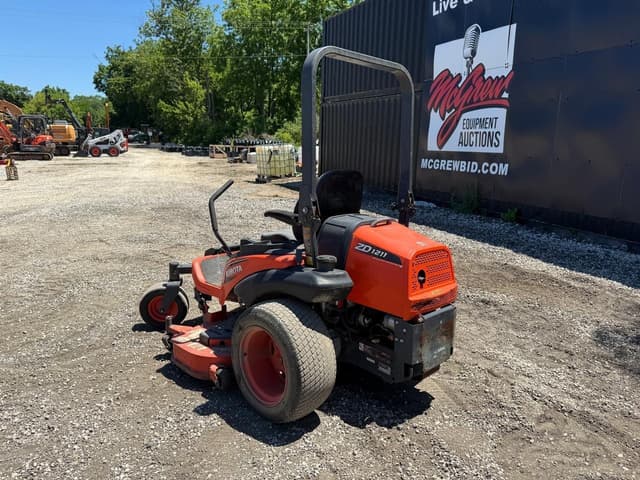 Image of Kubota ZD1211 equipment image 1