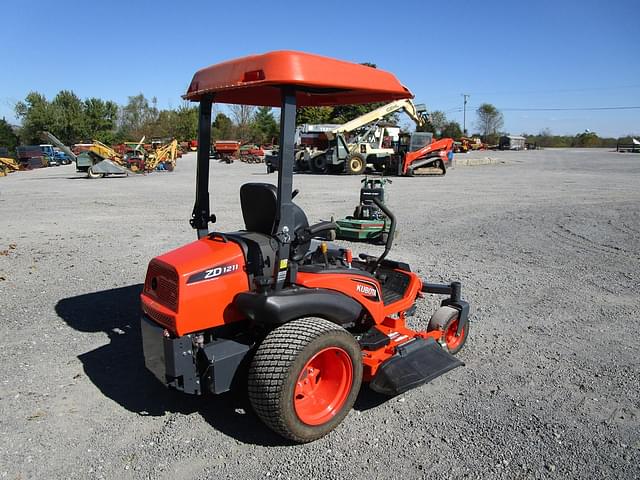 Image of Kubota ZD1211 equipment image 1