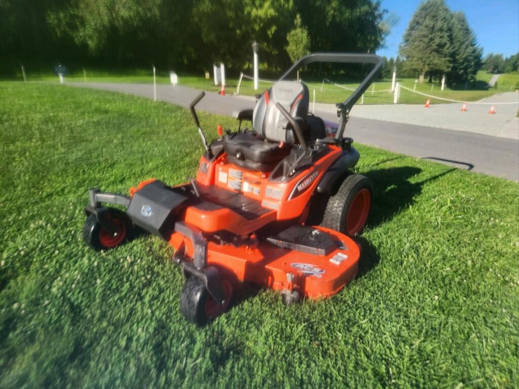 Image of Kubota ZD1211L Image 0