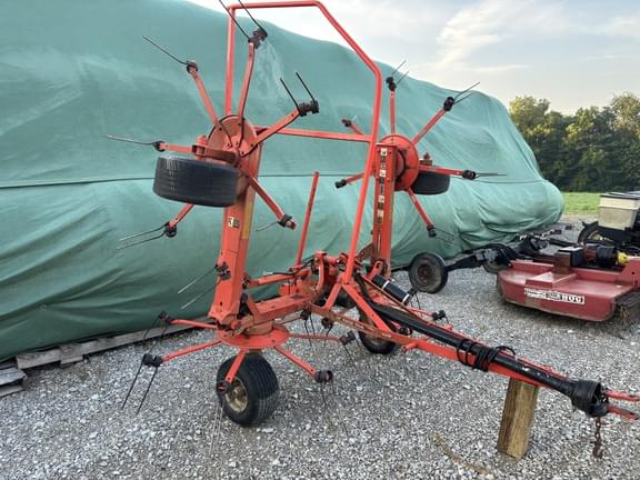 Image of Kuhn GF5202THA equipment image 2