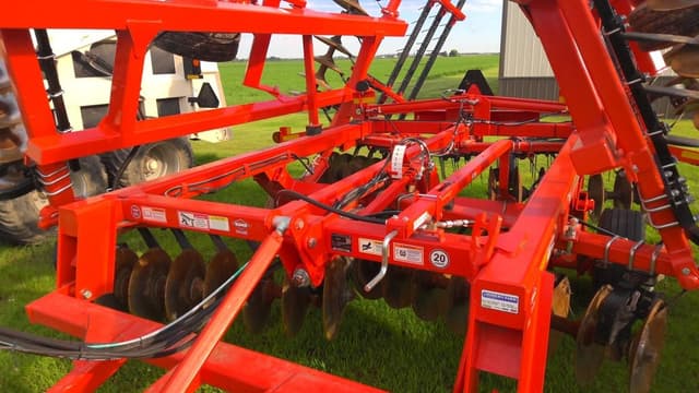 Image of Kuhn Krause 7305 equipment image 1