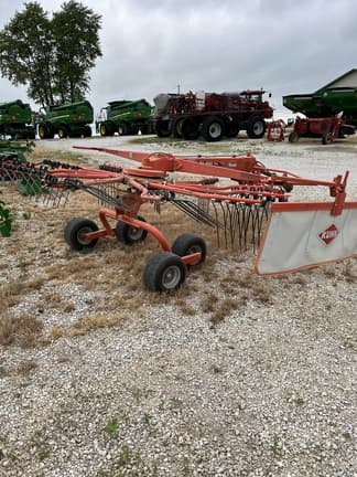 Image of Kuhn GA4220TH equipment image 1