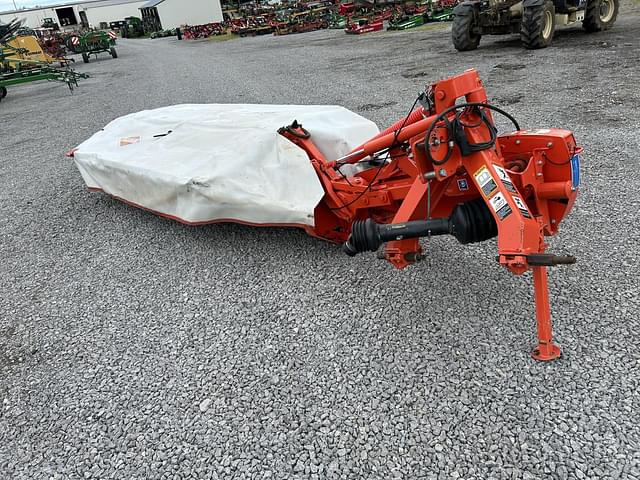 Image of Kuhn GMD310HD equipment image 3