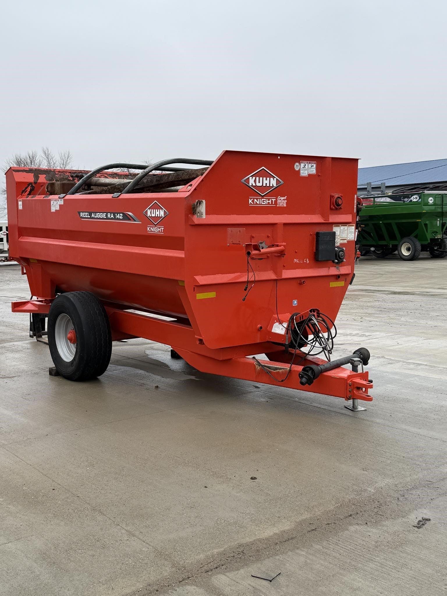 2020 Kuhn Knight RA142 Equipment Image0