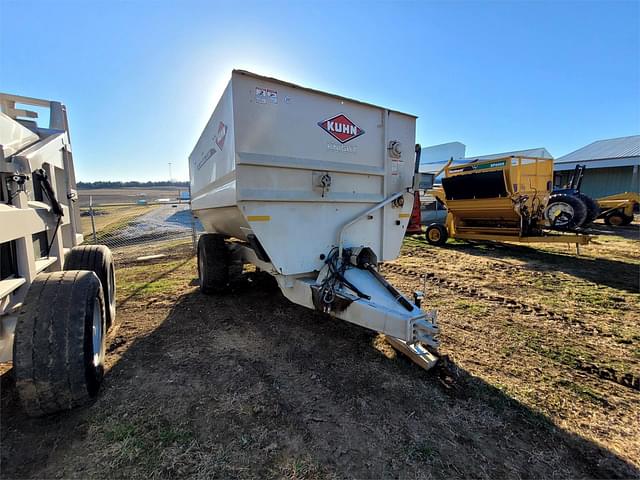 Image of Kuhn Knight RC250 equipment image 1