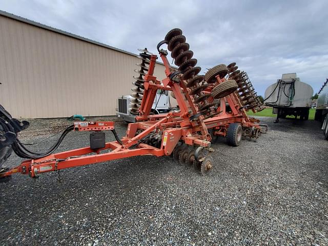 Image of Kuhn Krause Excelerator 8005 equipment image 4