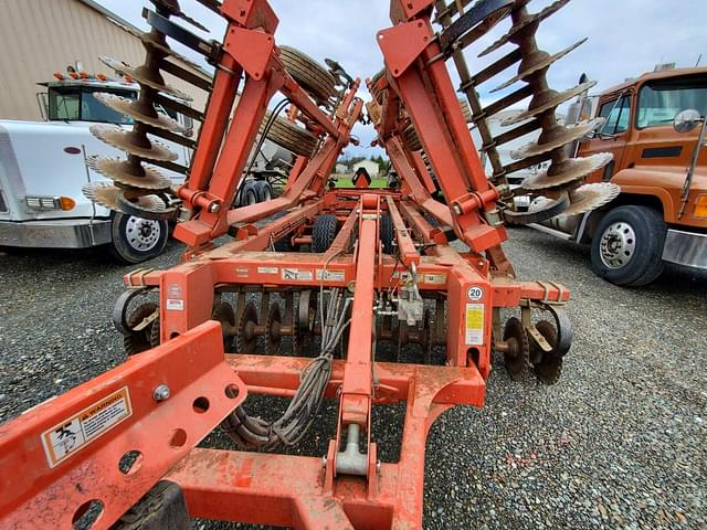 Image of Kuhn Krause Excelerator 8005 equipment image 4