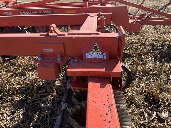 Image of Kuhn Krause Excelerator 8005 equipment image 4