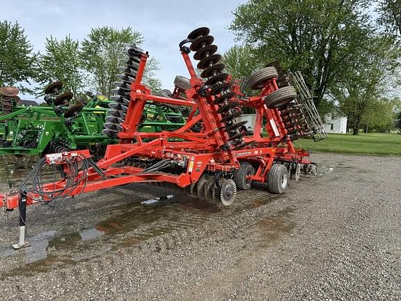 Image of Kuhn Krause Excelerator 8005 equipment image 1
