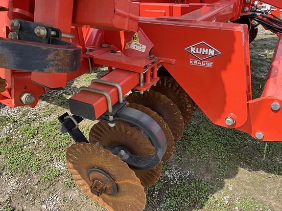 Image of Kuhn Krause Excelerator 8005 equipment image 3