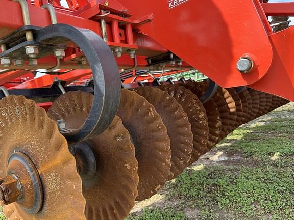 Image of Kuhn Krause Excelerator 8005 equipment image 4