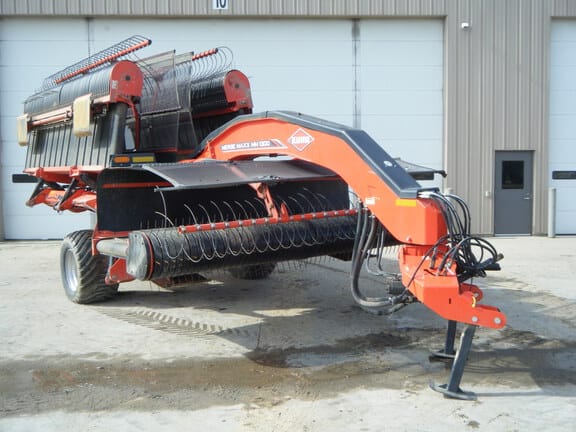 2020 Kuhn Merge-Maxx 1300 Equipment Image0