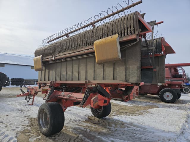 Image of Kuhn Merge-Maxx MM890 equipment image 3