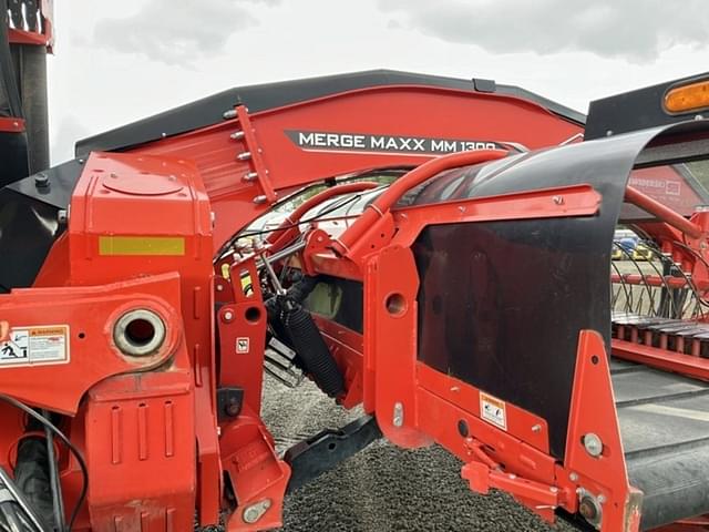 Image of Kuhn Merge-Maxx 1300 equipment image 2