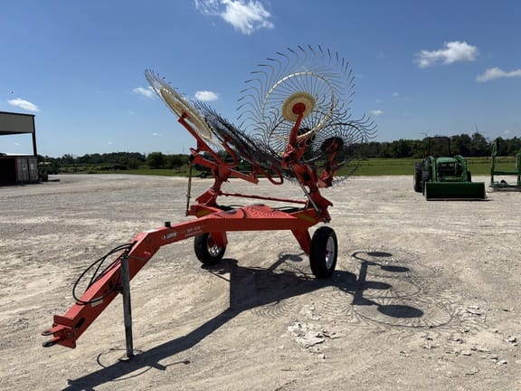 2020 Kuhn SR108 Equipment Image0