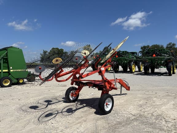 Image of Kuhn SR108 equipment image 4