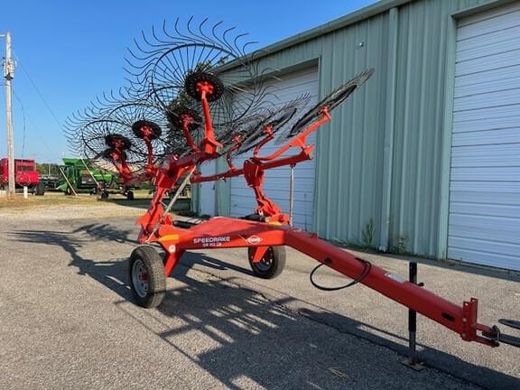 Image of Kuhn SR110 equipment image 1