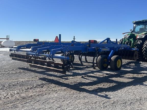 Image of Landoll 2111 equipment image 4