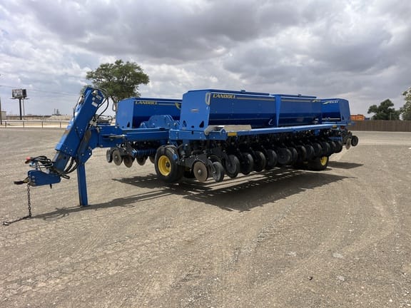 2020 Landoll 5531-40X7.5 Equipment Image0