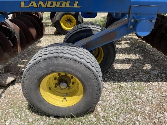 Image of Landoll 7431 equipment image 3