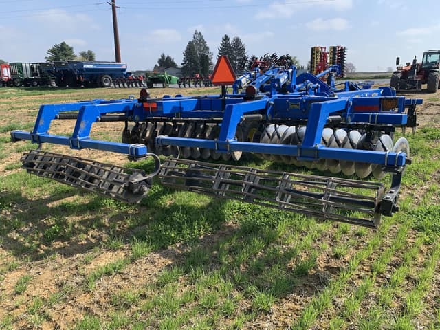 Image of Landoll 7510 equipment image 3