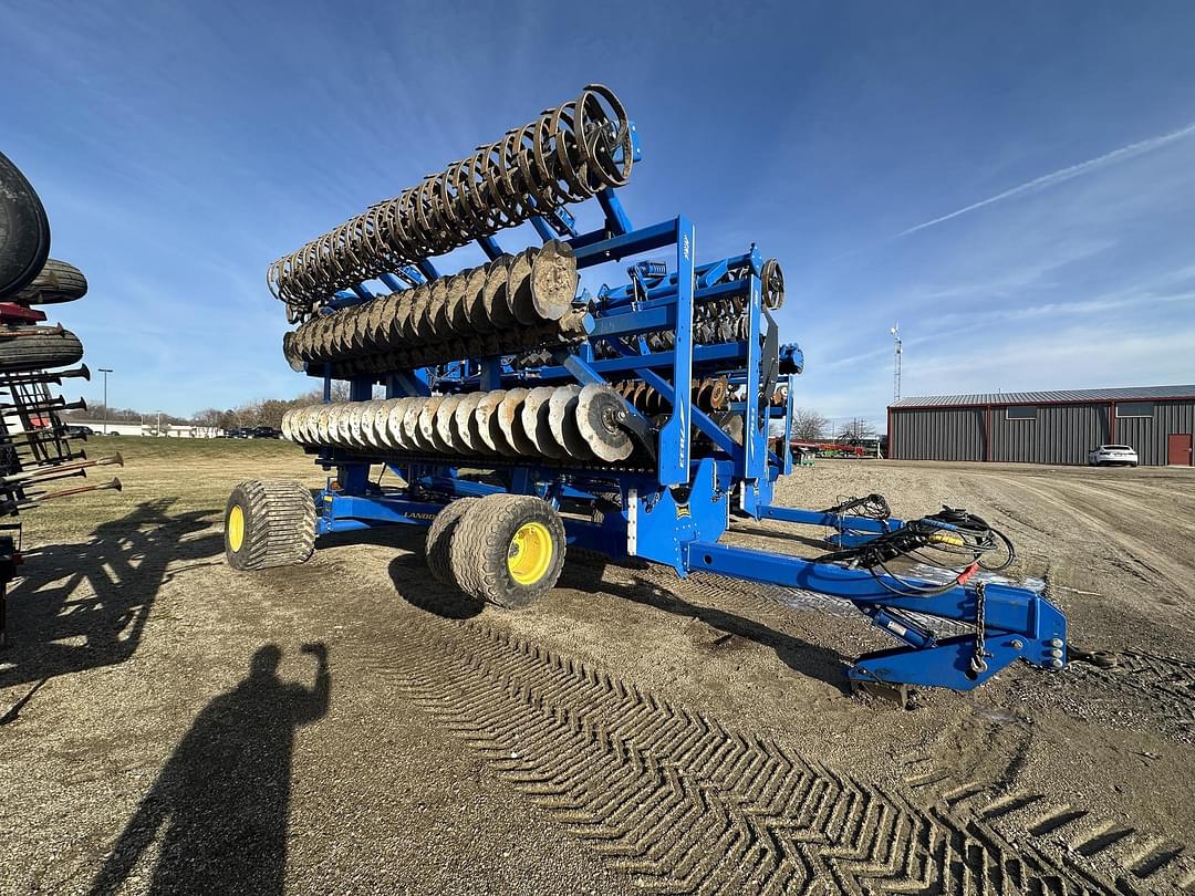 Image of Landoll 7833-40 Primary image