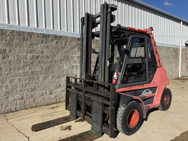 Image of Linde H70D-03 equipment image 2