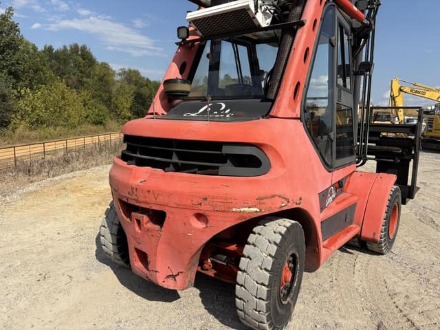 Image of Linde H70D-03 equipment image 4