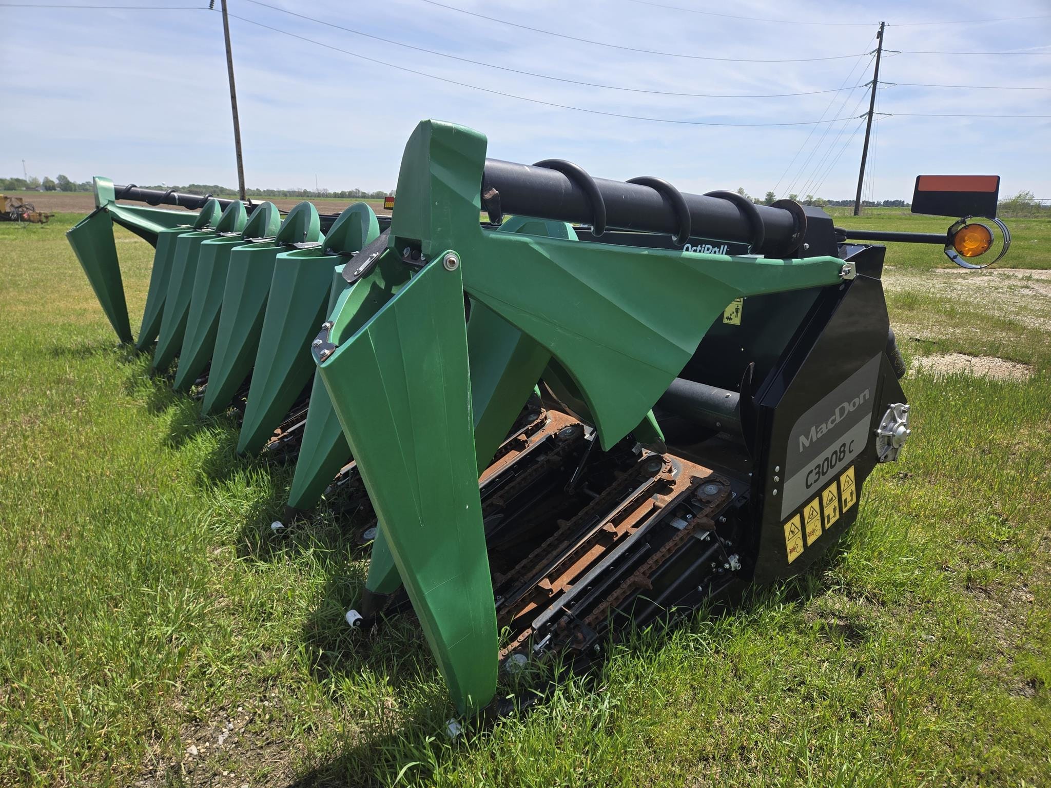 2020 MacDon C3008C Equipment Image0