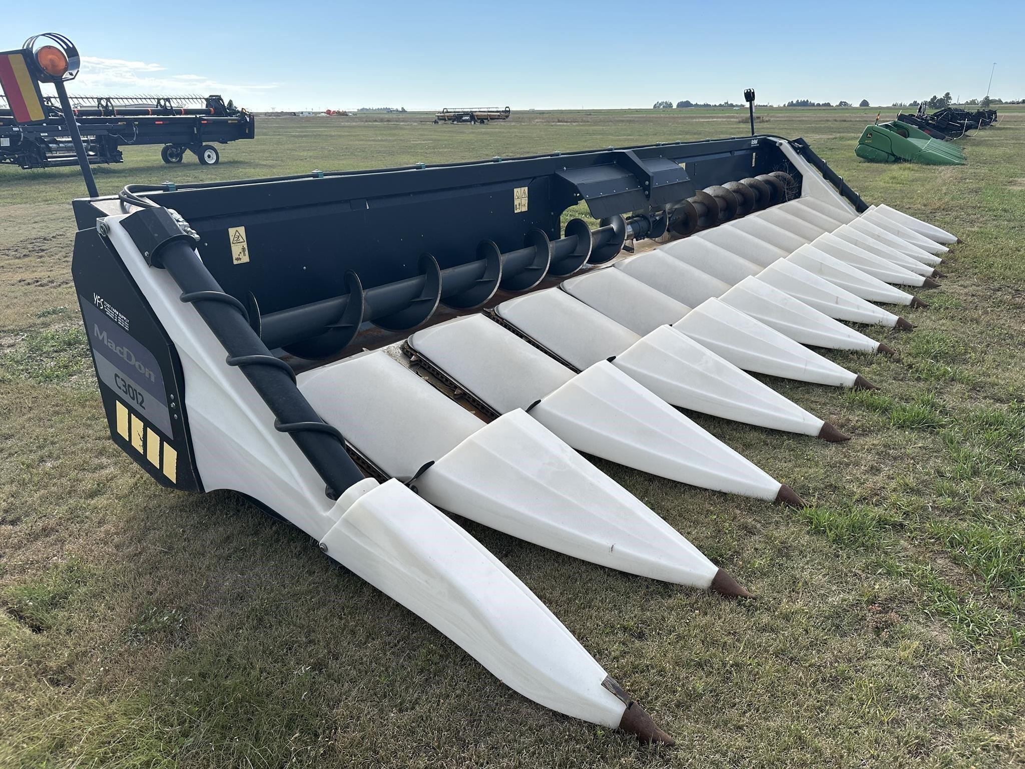 2020 MacDon C3012 Equipment Image0