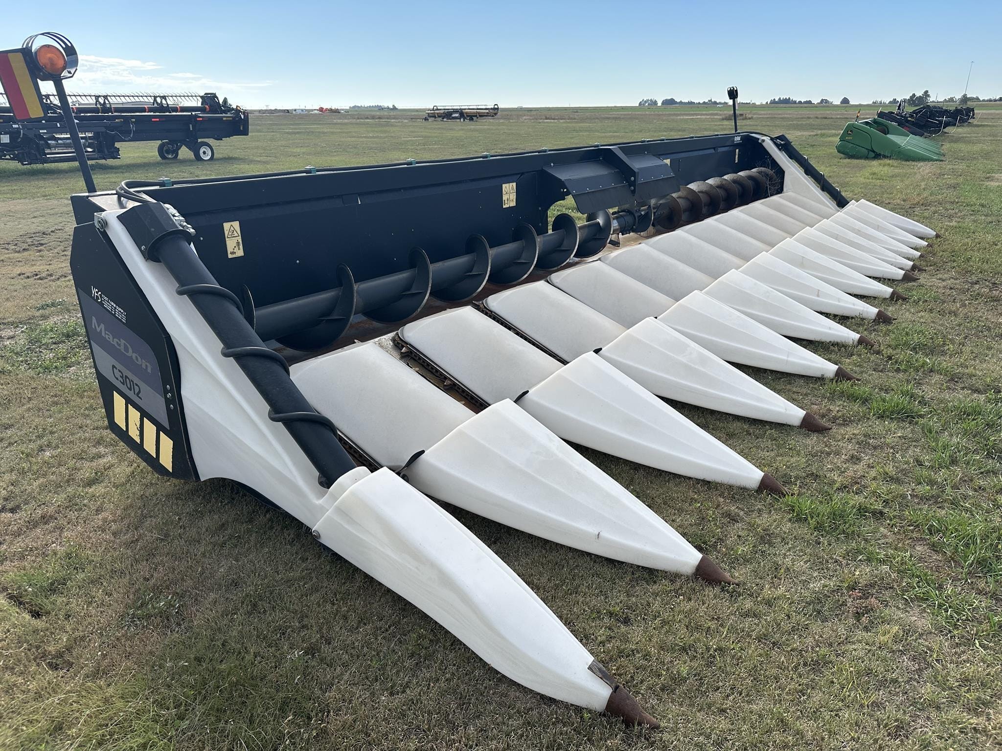 2020 MacDon C3012 Equipment Image0