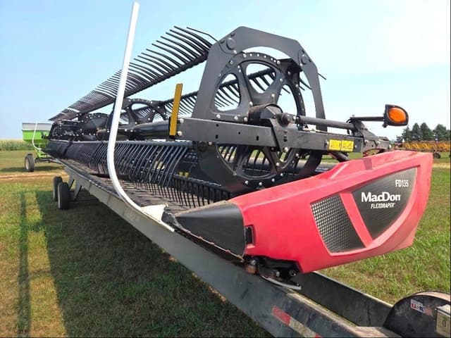 Image of MacDon FD1 equipment image 1